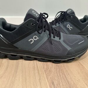 On Running OnCloud CloudAce size 12 mens, Black and Gray Shoes